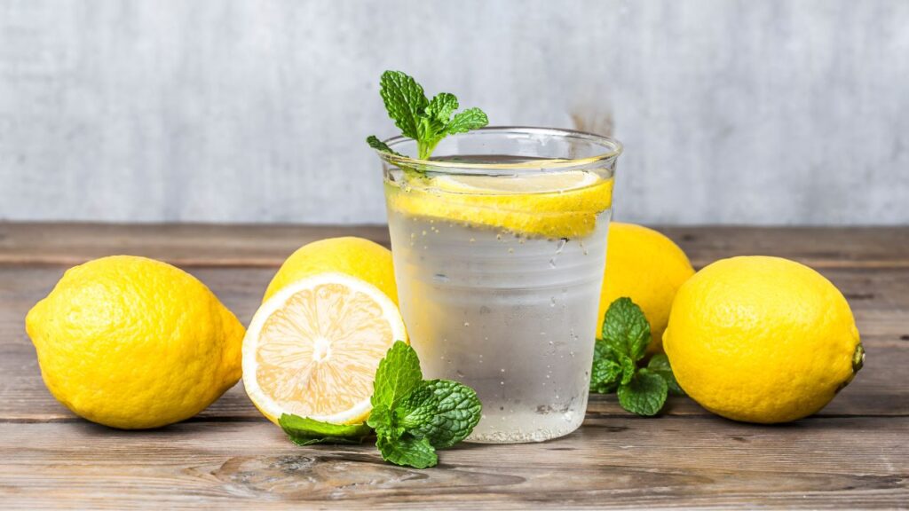 lemon water, stay hydrated for healthy gut for menopause